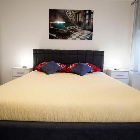 Apartment Caramela Nin Εξωτερικό φωτογραφία