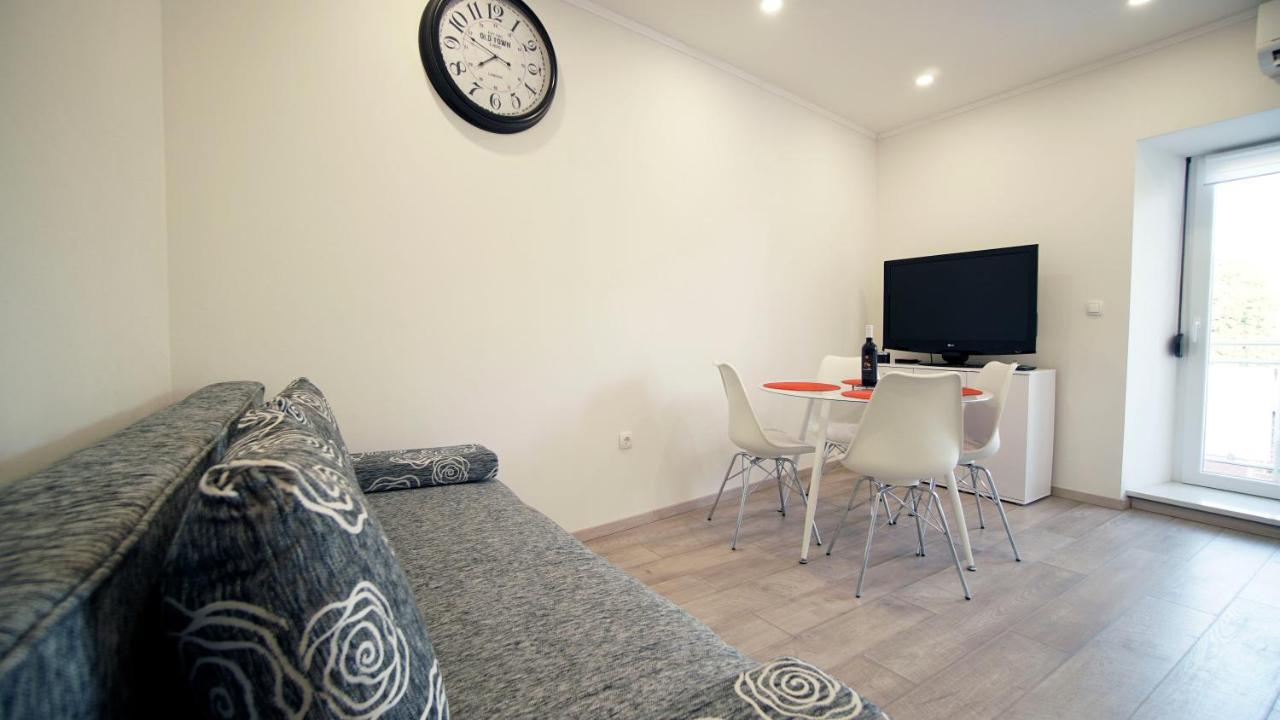 Apartment Caramela Nin Εξωτερικό φωτογραφία