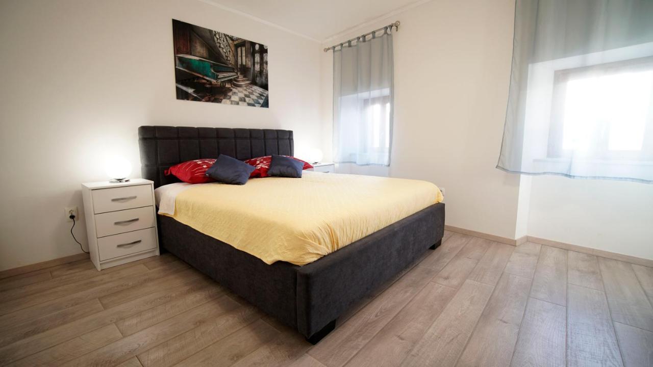Apartment Caramela Nin Εξωτερικό φωτογραφία