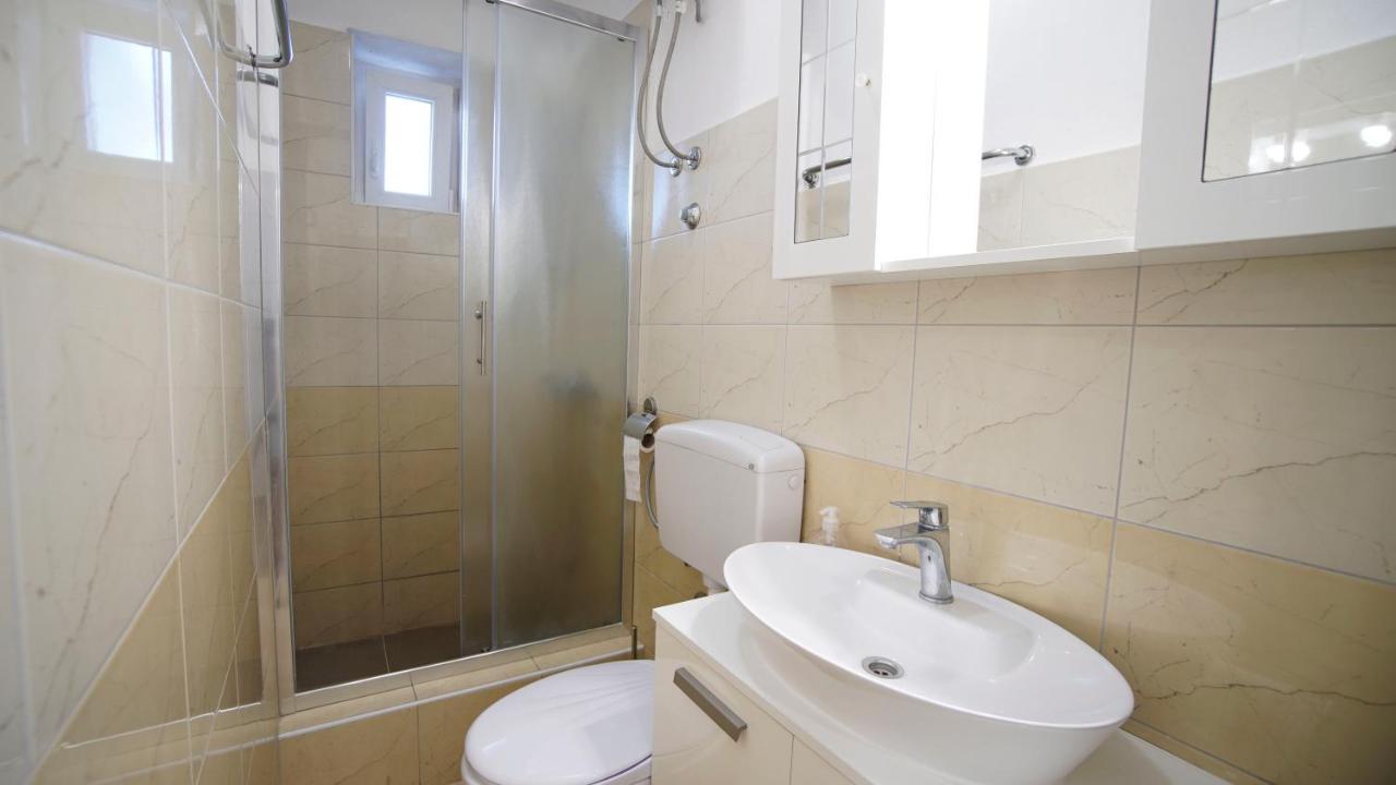 Apartment Caramela Nin Εξωτερικό φωτογραφία
