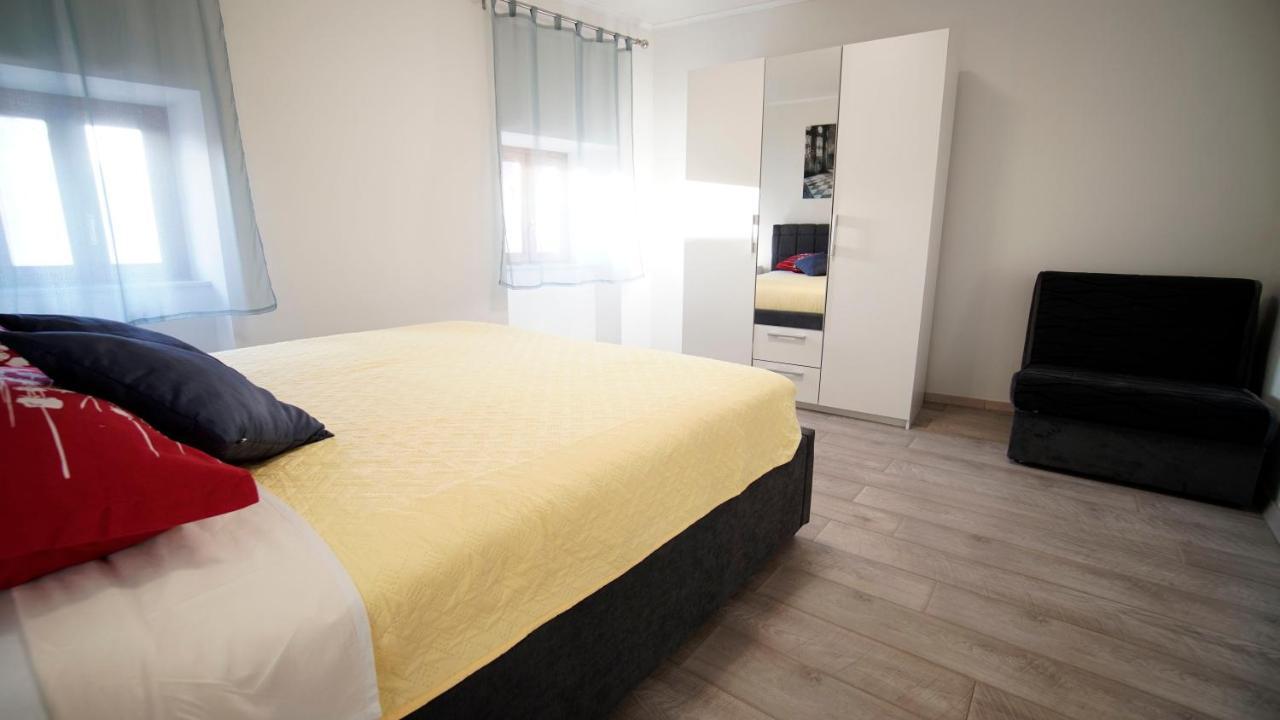 Apartment Caramela Nin Εξωτερικό φωτογραφία